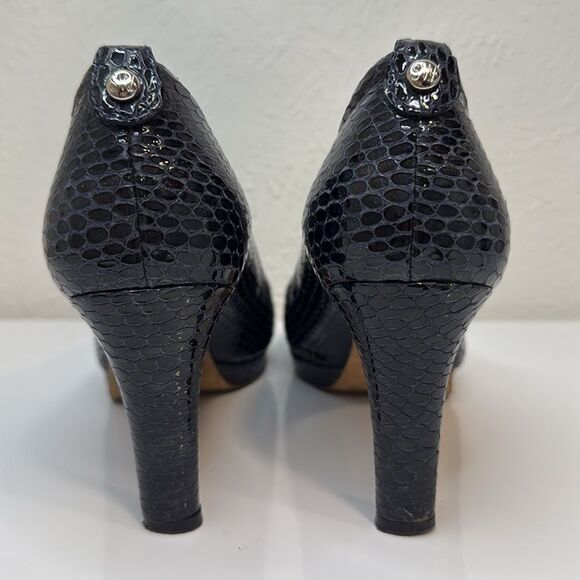 Stuart Weitzman Blue Snake Embossed Leather Peep Toe Heels Sz 6 VGUC - Picture 4 of 5